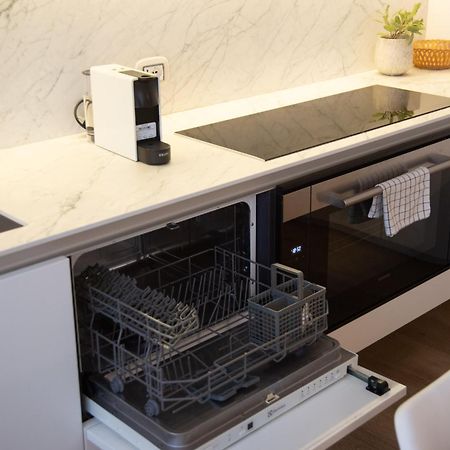 White Moon Crema & Parking Apartment Exterior photo